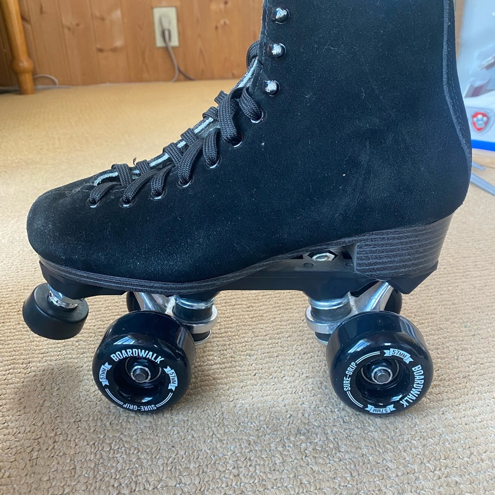 Suregrip BLACK Boardwalk Rollerskates 🛼💨🖤 - Picture 6 of 8